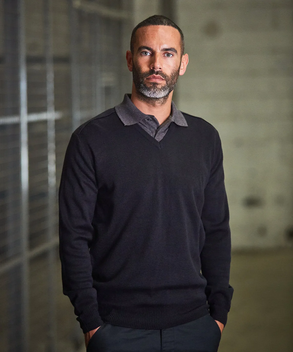 Black - Pro sweater